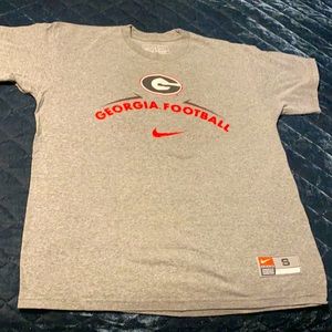 Men’s Georgia Football T-shirt- vintage Small